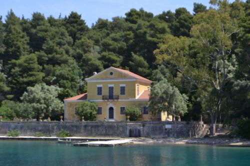 L'isola del poeta: Madouri