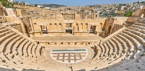 L'antico teatro romano di Gerasa, chiamata la Pompei d'Oriente