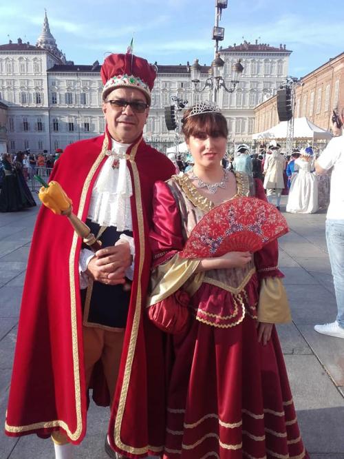 Il re Peperone si insedia a Carmagnola con la Bela Povronera