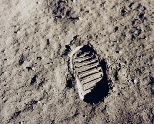 la celebre impronta umana sulla Luna: è il 1969