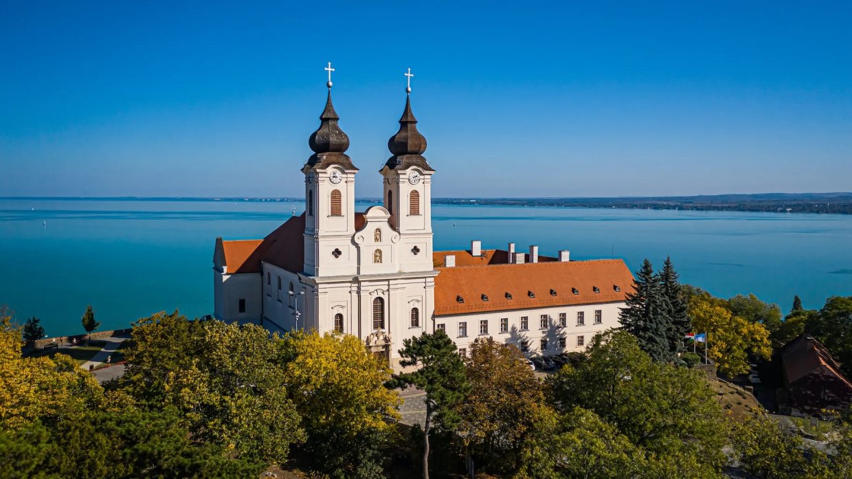 Veszprém-Balaton - Arciabbazia di Tihany 